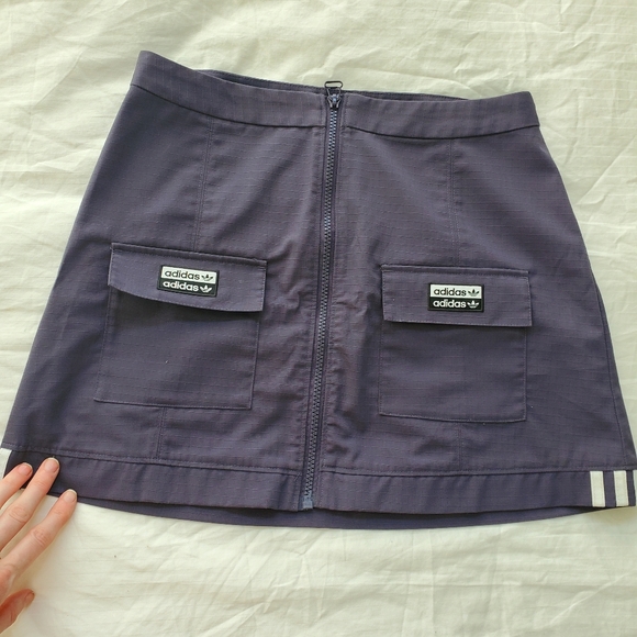 Adidas Mini Skirt (Small) - Picture 1 of 4